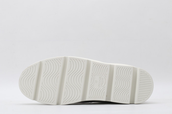 G*u*i low-top sneaker