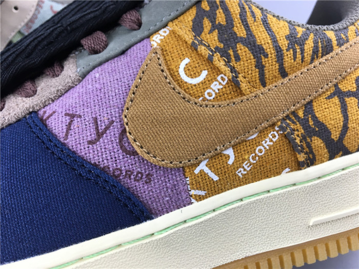 AIR FORCE 1 LOW TRAVIS SCOTT CACTUS JACK CN2405-900