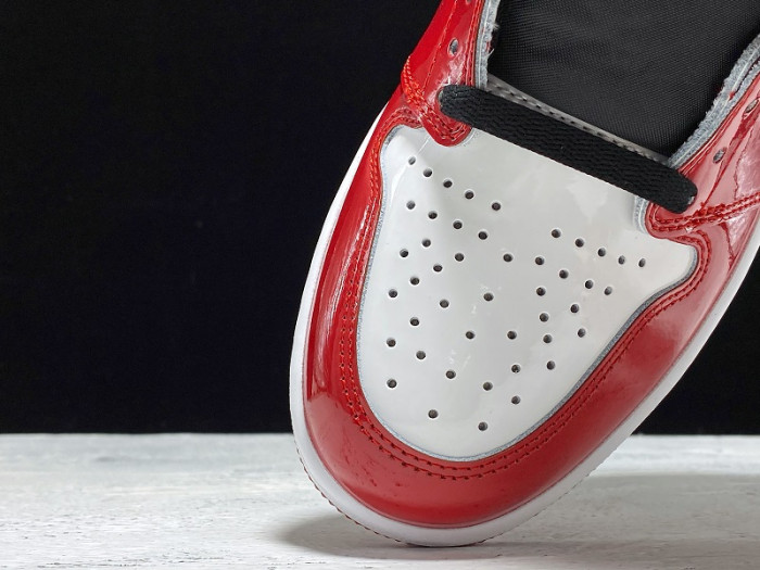 Air Jordan 1 Retro High OG “Fearless” CK5666-100