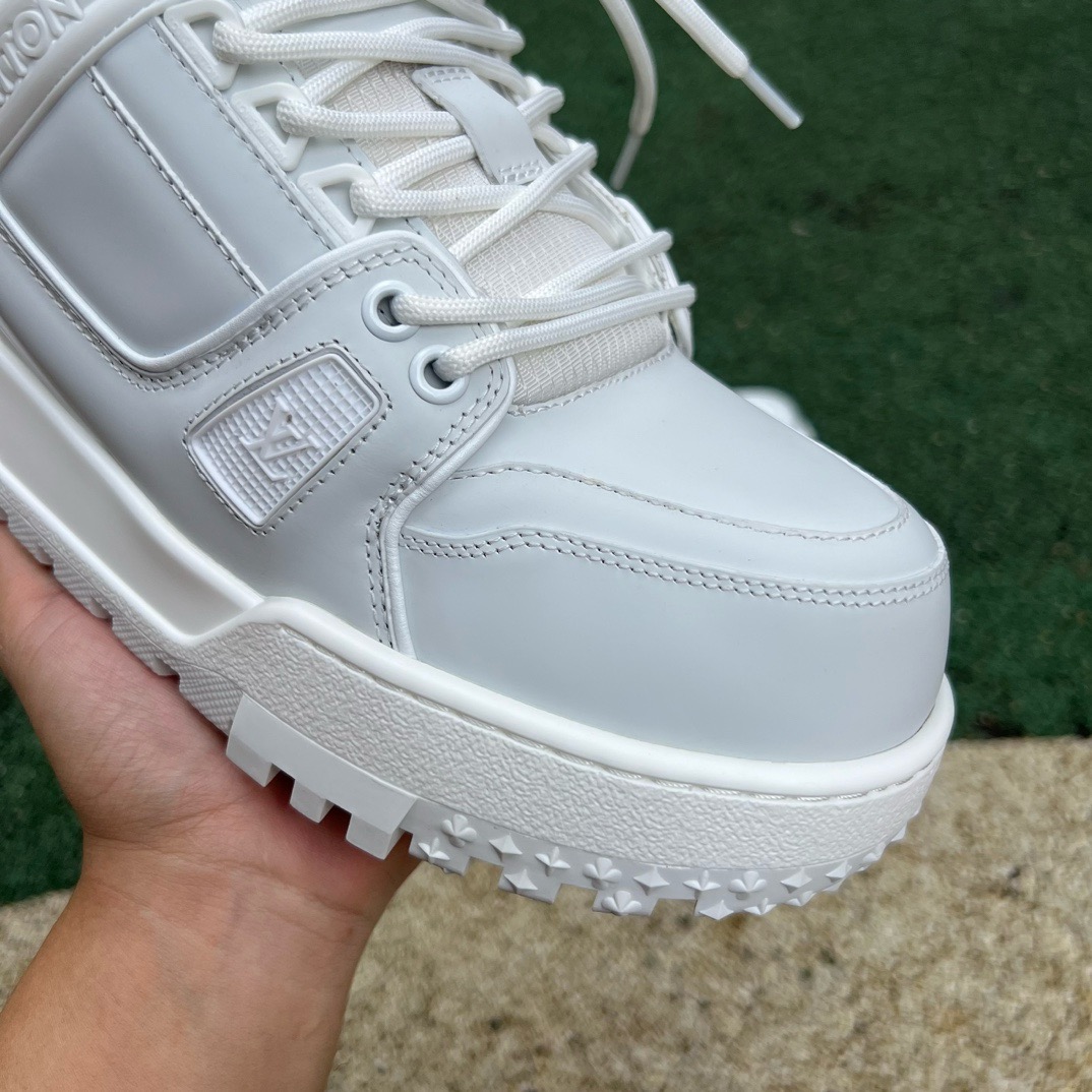 LV TRAINER MAXI White